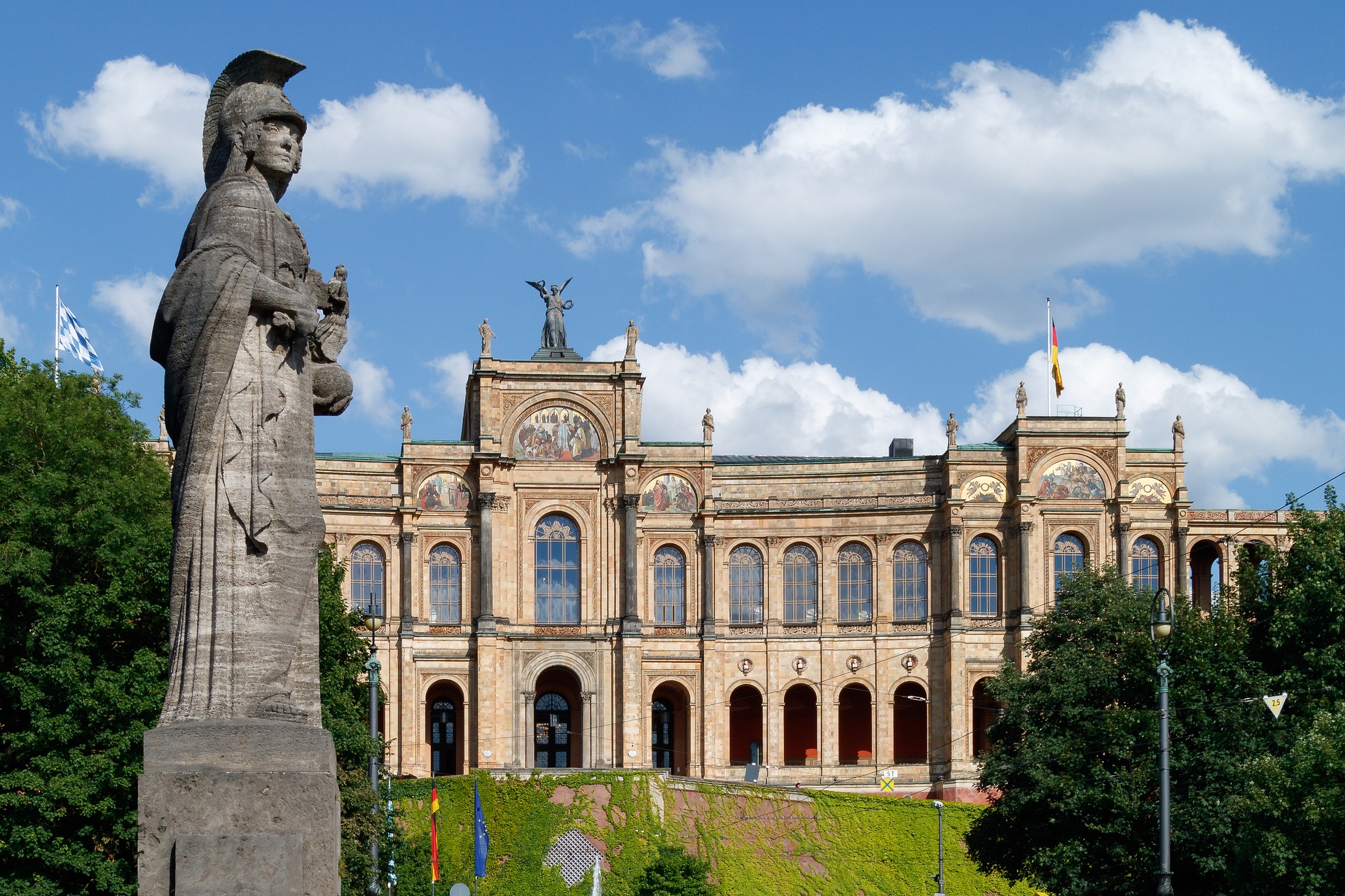 Maximilianeum_Landtag_Pixabay